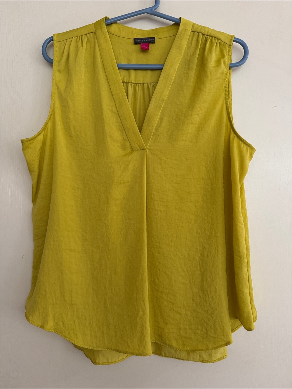 Vince Camuto Chartreuse Sleeveless V-Neck Blouse - Large